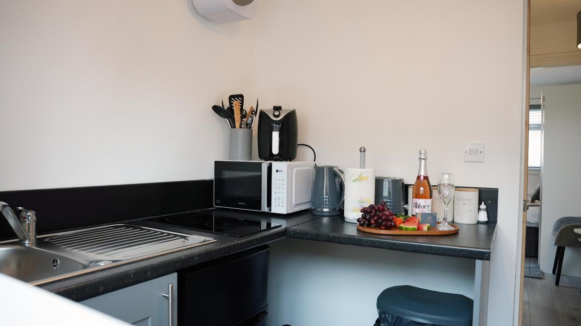City Centre House, Parking With Ev, Free Wifi, Netflix Coventry Esterno foto