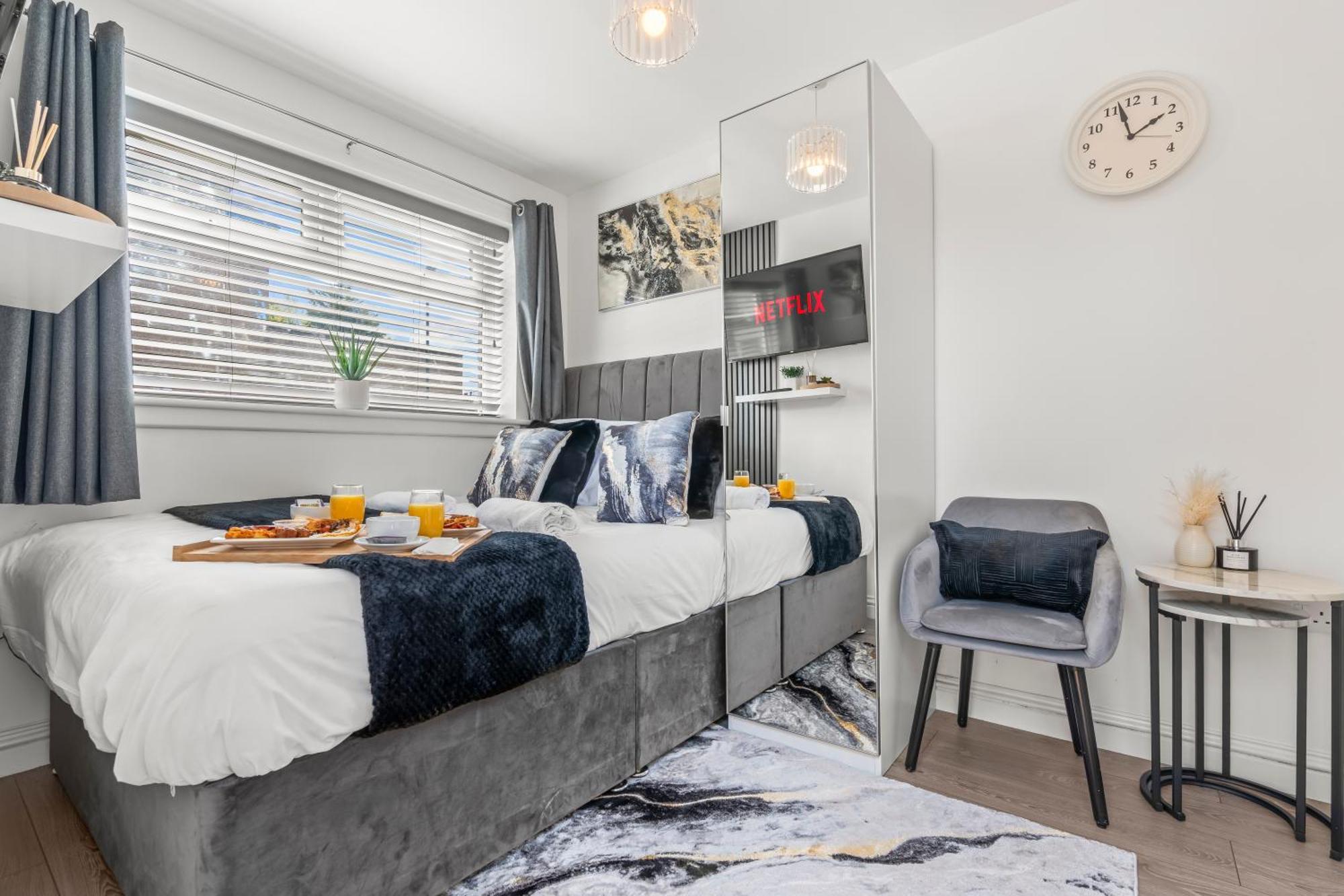 City Centre House, Parking With Ev, Free Wifi, Netflix Coventry Esterno foto